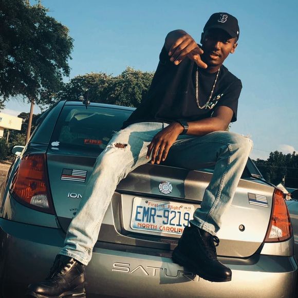 Meet your Posher, Marquez - Picture 1 of 1